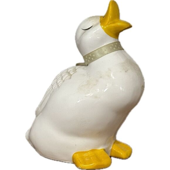 Cute White and Yellow Duck Figurine - Picture 1 of 6